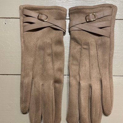 Handske med fin detalj